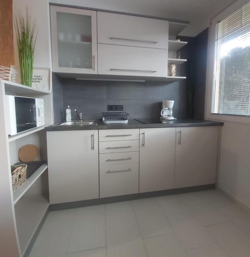 Apartmanhaz Horvath Balatonboglár Extérieur photo